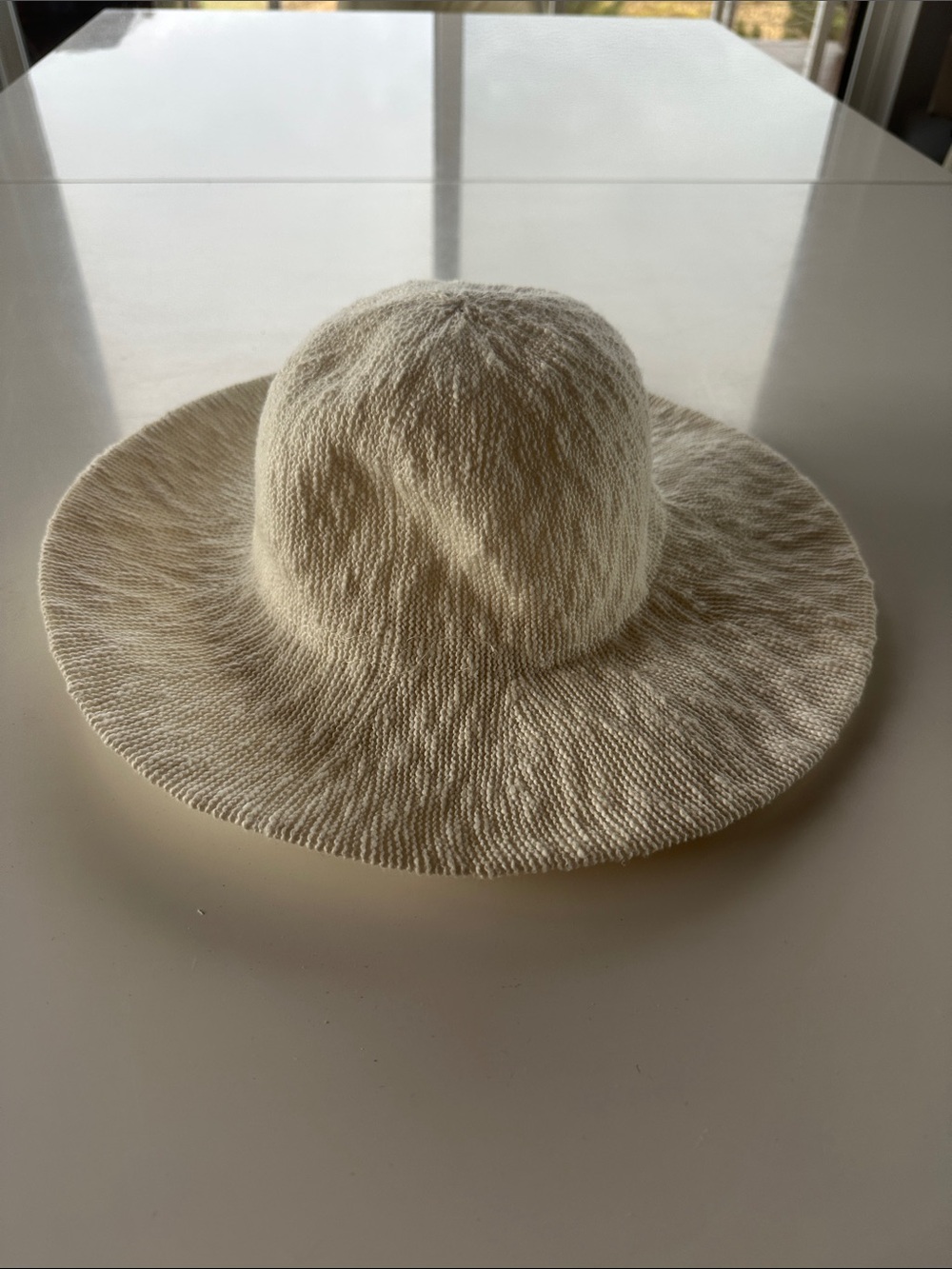 Classic Wide-Brim Sun Hat in Natural Cream